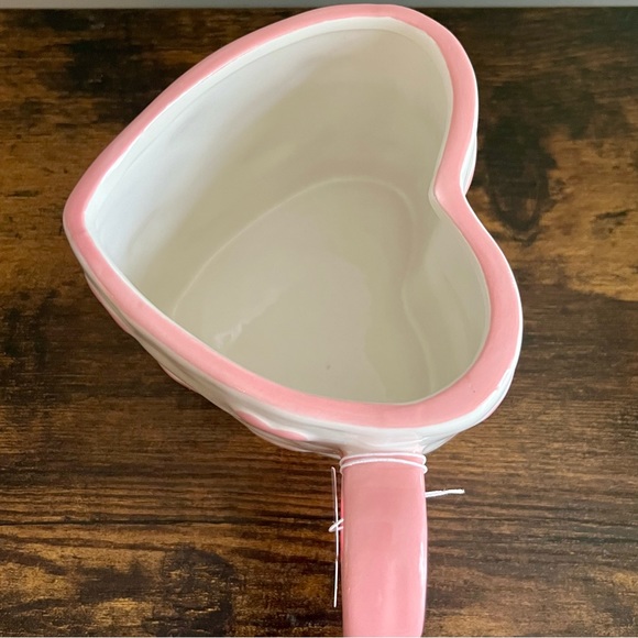 Valentine’s | Pink Heart Shaped Mug 🩷 - Picture 3 of 6